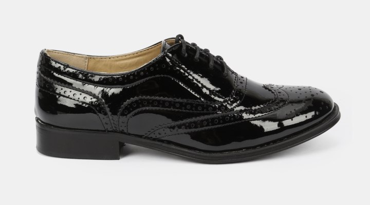 Shiny black shoe