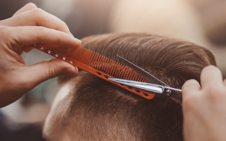 Cutting a man's hair