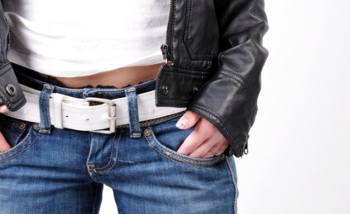 Jeans and a white belt