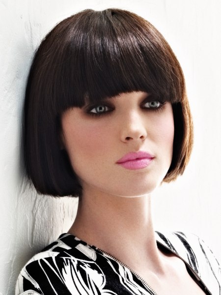 One length bob with mouth-length hair and a short nape